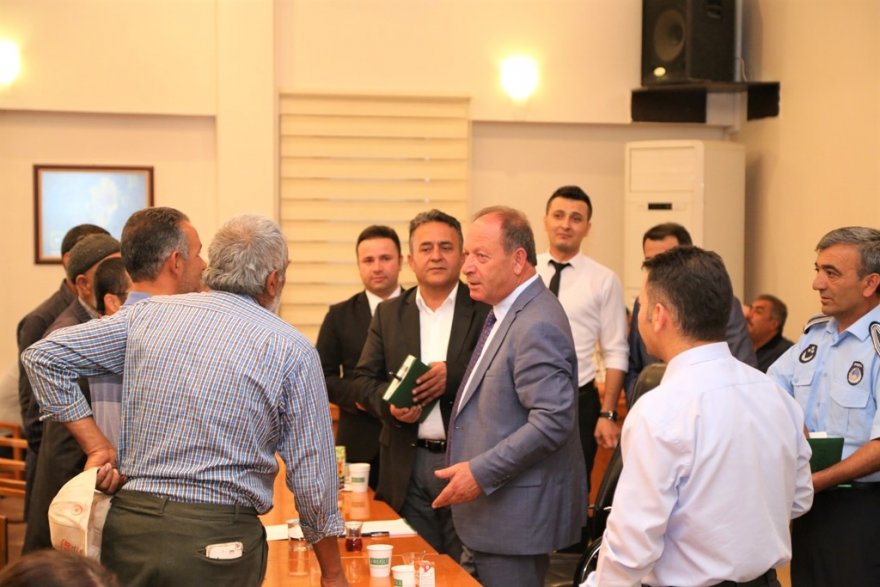 02.07.2019-eregli’de-vatandas-anlatiyor-baskan-dinleyip-cozuyor-5.jpg