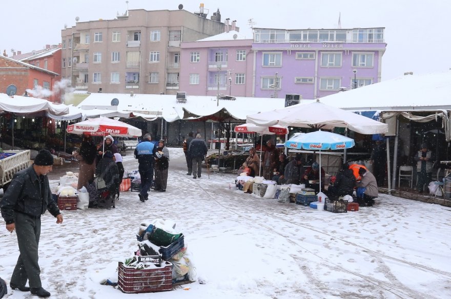 27.12.2018-pazar-esnafina-corba-ikrami-3.jpg