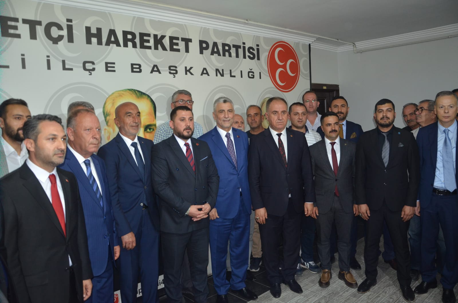 ticaret-bakani-omer-bolat-eregli-belediyesini-ziyaret-etti-008.jpg